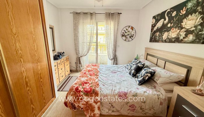 Te koop - Huis - Stadswoning - Daya Nueva - Daya Nueva Centro