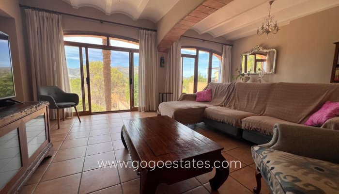 Te koop - Huis - Finca - Cortijo - Jalon - Jalon Centro