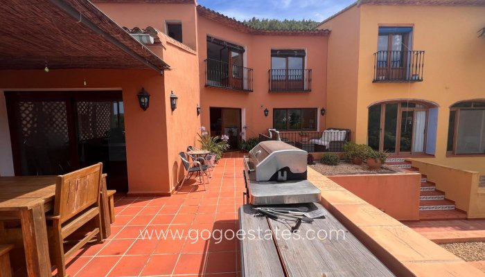 Te koop - Huis - Finca - Cortijo - Jalon - Jalon Centro