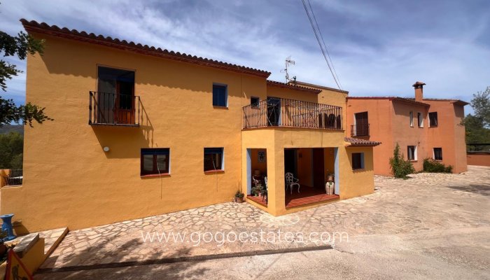 Te koop - Huis - Finca - Cortijo - Jalon - Jalon Centro