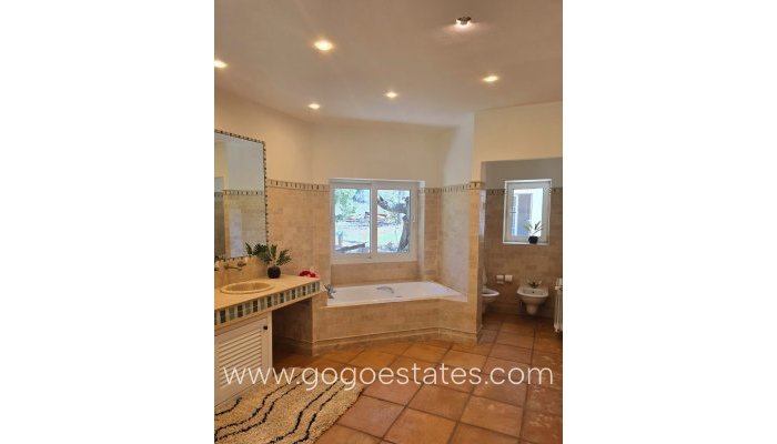 Te koop - Huis - Finca - Cortijo - Senija