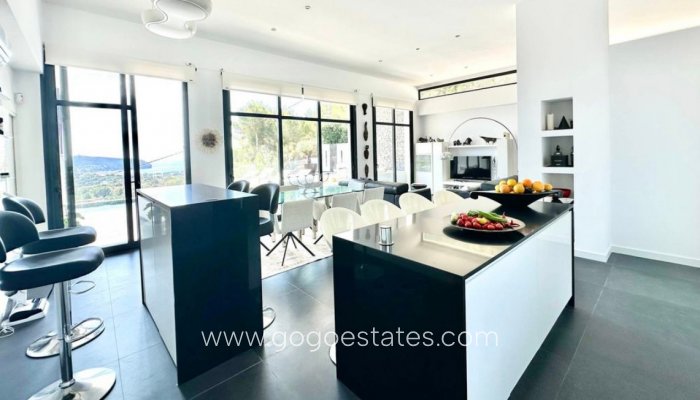 Te koop - Huis - Vrijstaande Villa - Teulada - Moraira