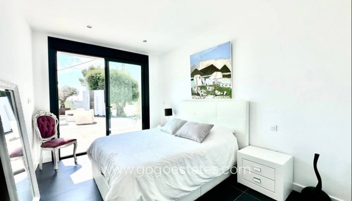 Te koop - Huis - Vrijstaande Villa - Teulada - Moraira