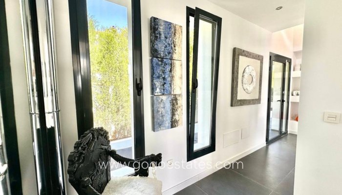 Te koop - Huis - Vrijstaande Villa - Teulada - Moraira