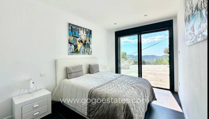 Te koop - Huis - Vrijstaande Villa - Teulada - Moraira