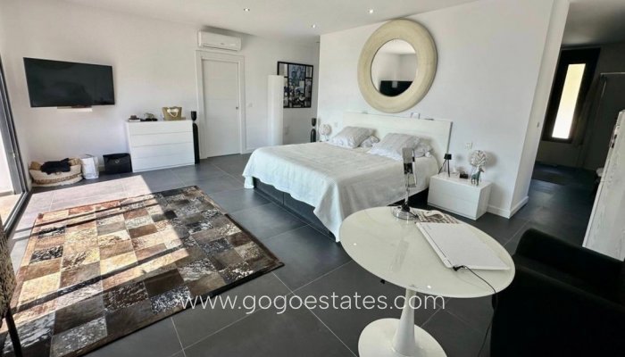 Te koop - Huis - Vrijstaande Villa - Teulada - Moraira