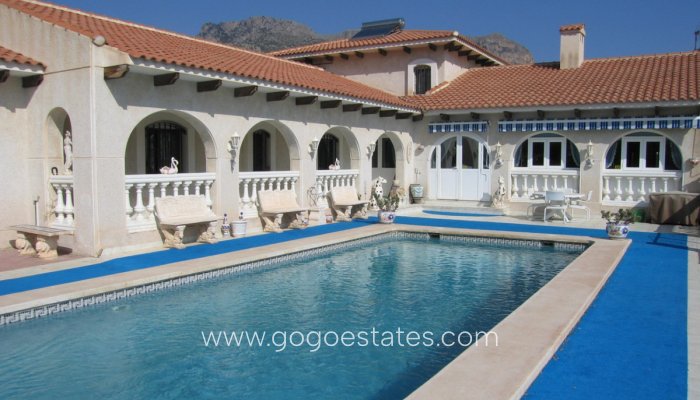 Te koop - Huis - Finca - Cortijo - La Nucía - La Nucia Centro