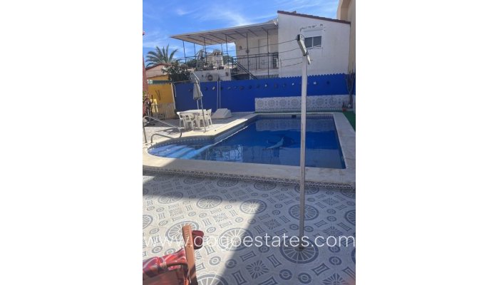 Te koop - Huis - Vrijstaande Villa - Orihuela - Punta Prima