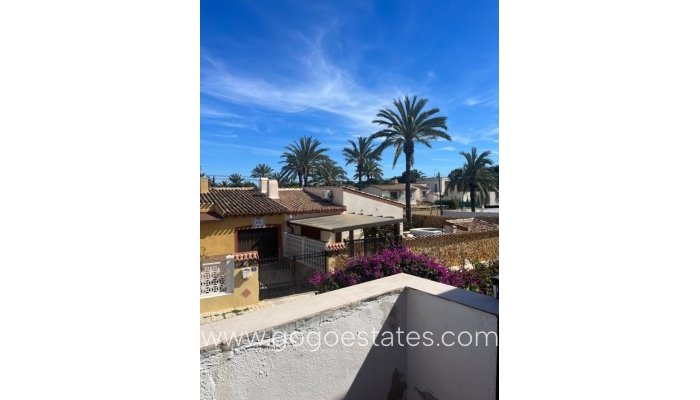 Te koop - Huis - Vrijstaande Villa - Orihuela - Punta Prima