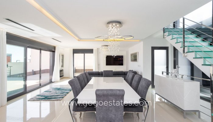 Te koop - Huis - Vrijstaande Villa - San Miguel De Salinas - San Miguel de Salinas Centro