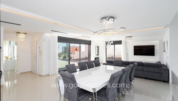 Te koop - Huis - Vrijstaande Villa - San Miguel De Salinas - San Miguel de Salinas Centro