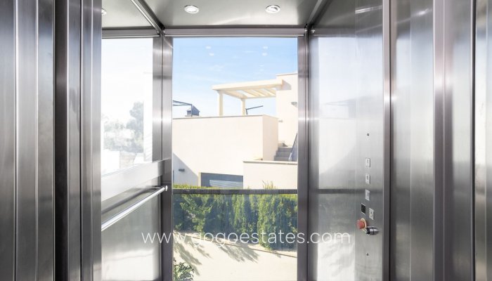 Te koop - Huis - Vrijstaande Villa - San Miguel De Salinas - San Miguel de Salinas Centro