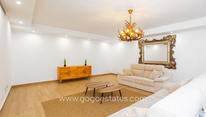 Te koop - Huis - Vrijstaande Villa - San Miguel De Salinas - San Miguel de Salinas Centro