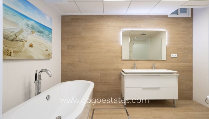 Te koop - Huis - Vrijstaande Villa - San Miguel De Salinas - San Miguel de Salinas Centro