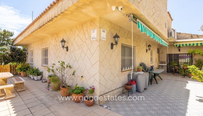 Te koop - Huis - Vrijstaande Villa - Orihuela - Los Altos