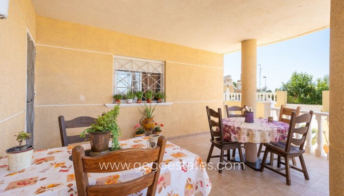 Te koop - Huis - Vrijstaande Villa - Torrevieja - LA SIESTA