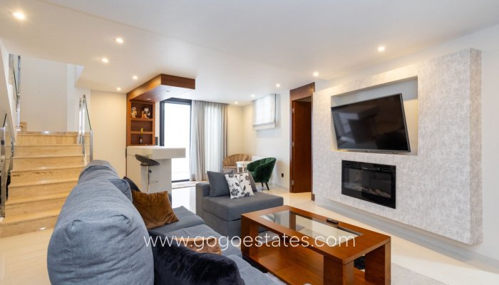 Te koop - Huis - Vrijstaande Villa - Orihuela - Villamartin