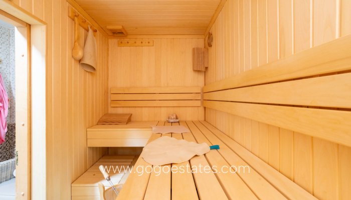 Te koop - Huis - Vrijstaande Villa - Orihuela - Villamartin