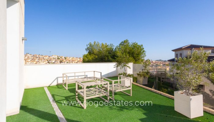 Te koop - Huis - Vrijstaande Villa - Orihuela - Villamartin