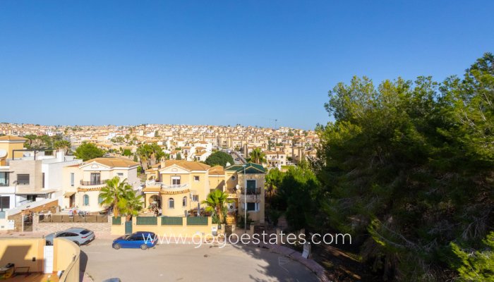 Te koop - Huis - Vrijstaande Villa - Orihuela - Villamartin