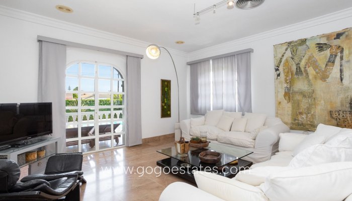 Revente - Maison - Villa Individuelle - Torrevieja - Torrevieja Centro