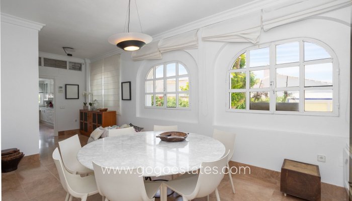 Revente - Maison - Villa Individuelle - Torrevieja - Torrevieja Centro