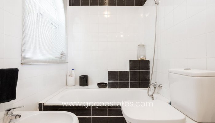 Revente - Maison - Villa Individuelle - Torrevieja - Torrevieja Centro