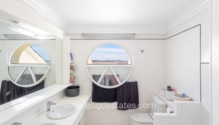 Revente - Maison - Villa Individuelle - Torrevieja - Torrevieja Centro