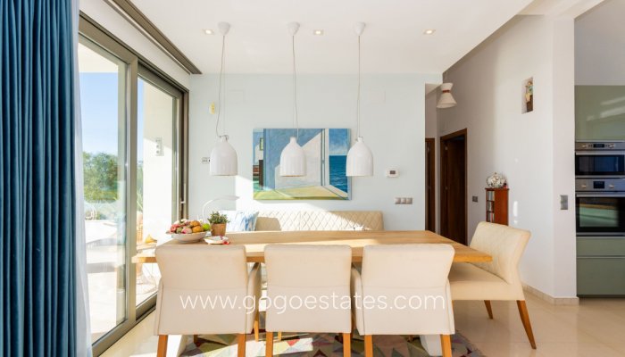 Te koop - Huis - Vrijstaande Villa - San Miguel De Salinas - San Miguel de Salinas Centro