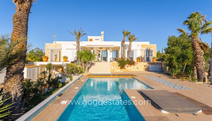 Te koop - Huis - Vrijstaande Villa - San Miguel De Salinas - San Miguel de Salinas Centro