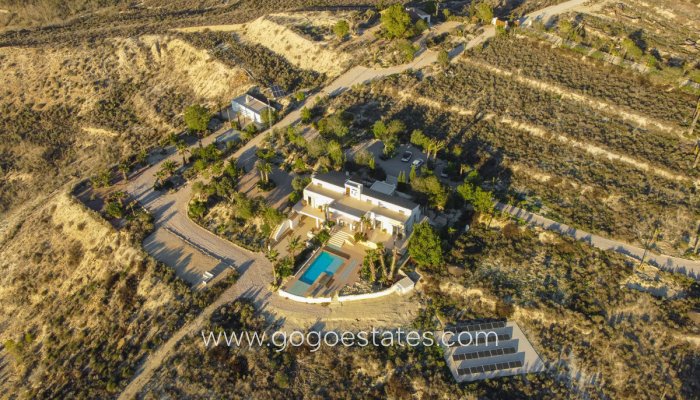 Te koop - Huis - Vrijstaande Villa - San Miguel De Salinas - San Miguel de Salinas Centro