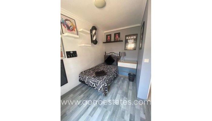 Te koop - Huis - Finca - Cortijo - Albatera - Albatera Centro