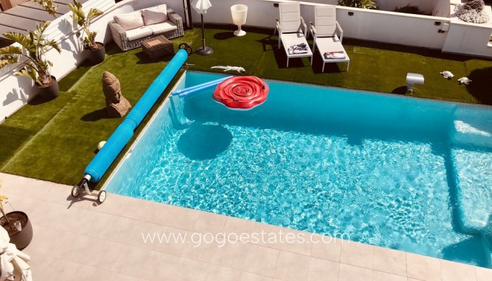 Te koop - Huis - Vrijstaande Villa - Rojales - Ciudad Quesada