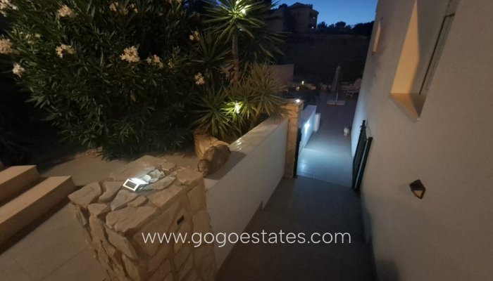 Te koop - Huis - Vrijstaande Villa - Rojales - Ciudad Quesada