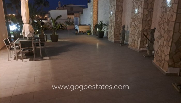 Te koop - Huis - Vrijstaande Villa - Rojales - Ciudad Quesada