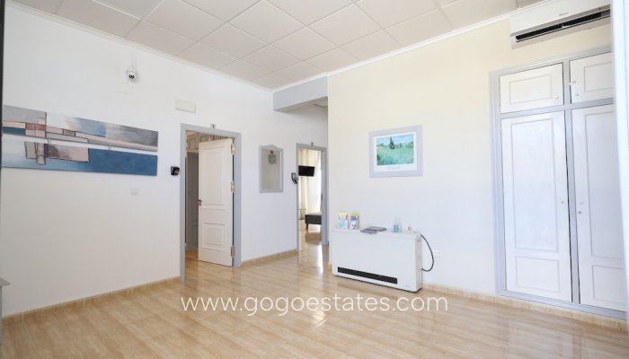 Te koop - Commercieel - Hotel - San Miguel De Salinas - San Miguel de Salinas Centro