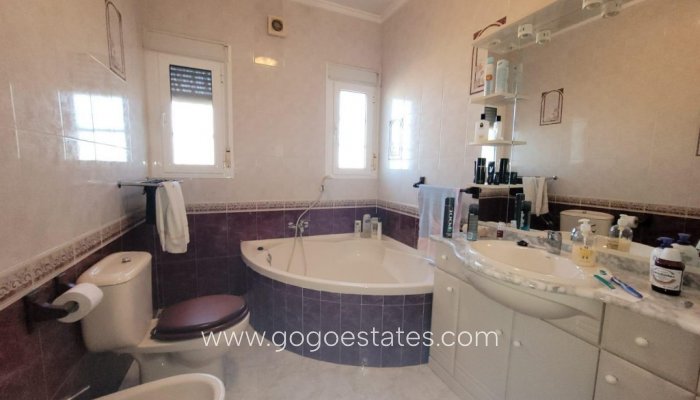 Te koop - Huis - Vrijstaande Villa - Rojales - Quesada