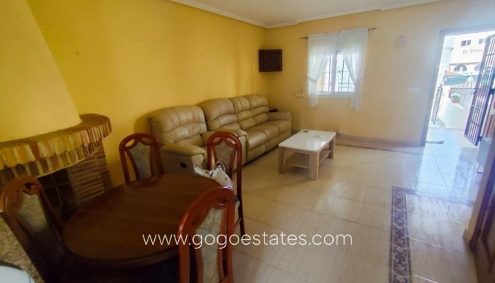 Te koop - Huis - Halfvrijstaande woning - Orihuela - Orihuela Costa