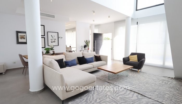 Te koop - Huis - Vrijstaande Villa - Rojales - Quesada