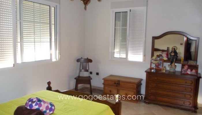 Te koop - Huis - Vrijstaande Villa - Orihuela - Orihuela Centro