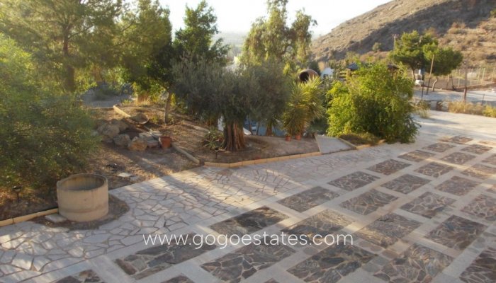 Te koop - Huis - Vrijstaande Villa - Orihuela - Orihuela Centro