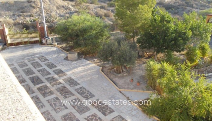 Te koop - Huis - Vrijstaande Villa - Orihuela - Orihuela Centro