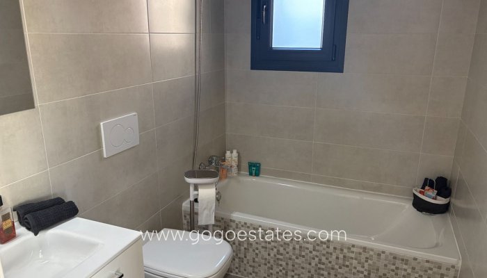 Te koop - Huis - Vrijstaande Villa - Rojales - Ciudad Quesada