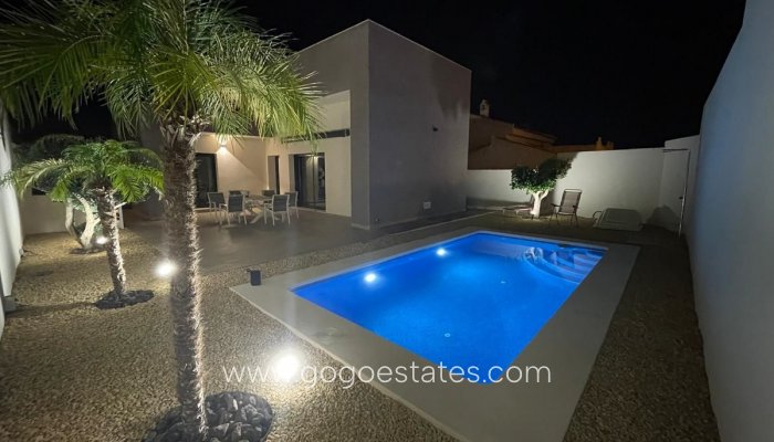 Te koop - Huis - Vrijstaande Villa - Rojales - Ciudad Quesada