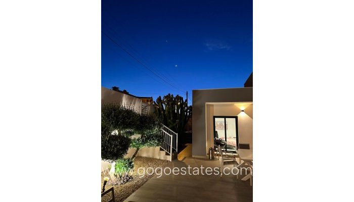 Te koop - Huis - Vrijstaande Villa - Rojales - Ciudad Quesada