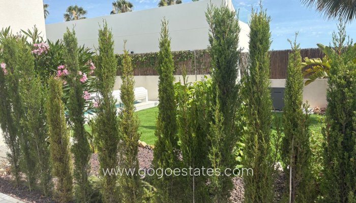 Te koop - Huis - Vrijstaande Villa - Algorfa - La finca golf