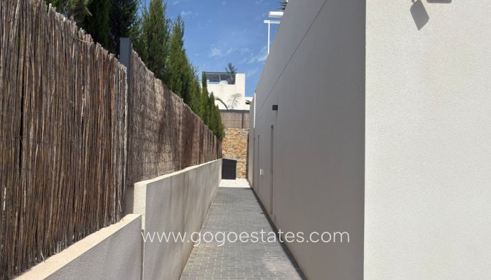 Te koop - Huis - Vrijstaande Villa - Algorfa - La finca golf