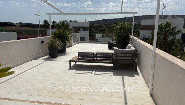Te koop - Huis - Vrijstaande Villa - Algorfa - La finca golf