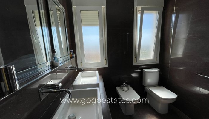 Te koop - Huis - Vrijstaande Villa - Monforte del Cid - Monforte del Cid Centro