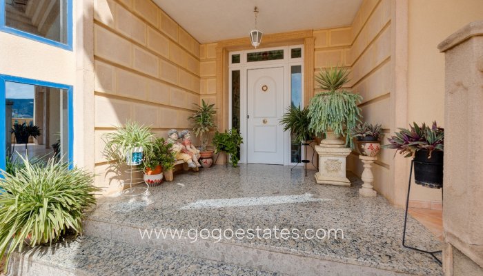 Te koop - Huis - Vrijstaande Villa - Orihuela - Orihuela Centro